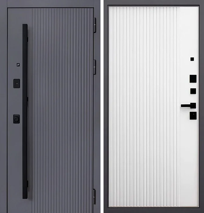 Входная дверь с большой вертикальной штангой во всю высоту №9