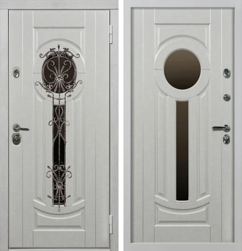Белая металлическая дверь с МДФ панелями и стеклом и ковкой №10