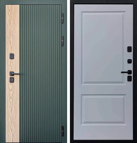 Зеленая дверь входная в квартиру №11